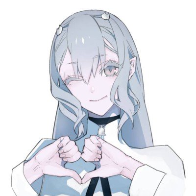 女子开车忘拉手刹把自己撞了